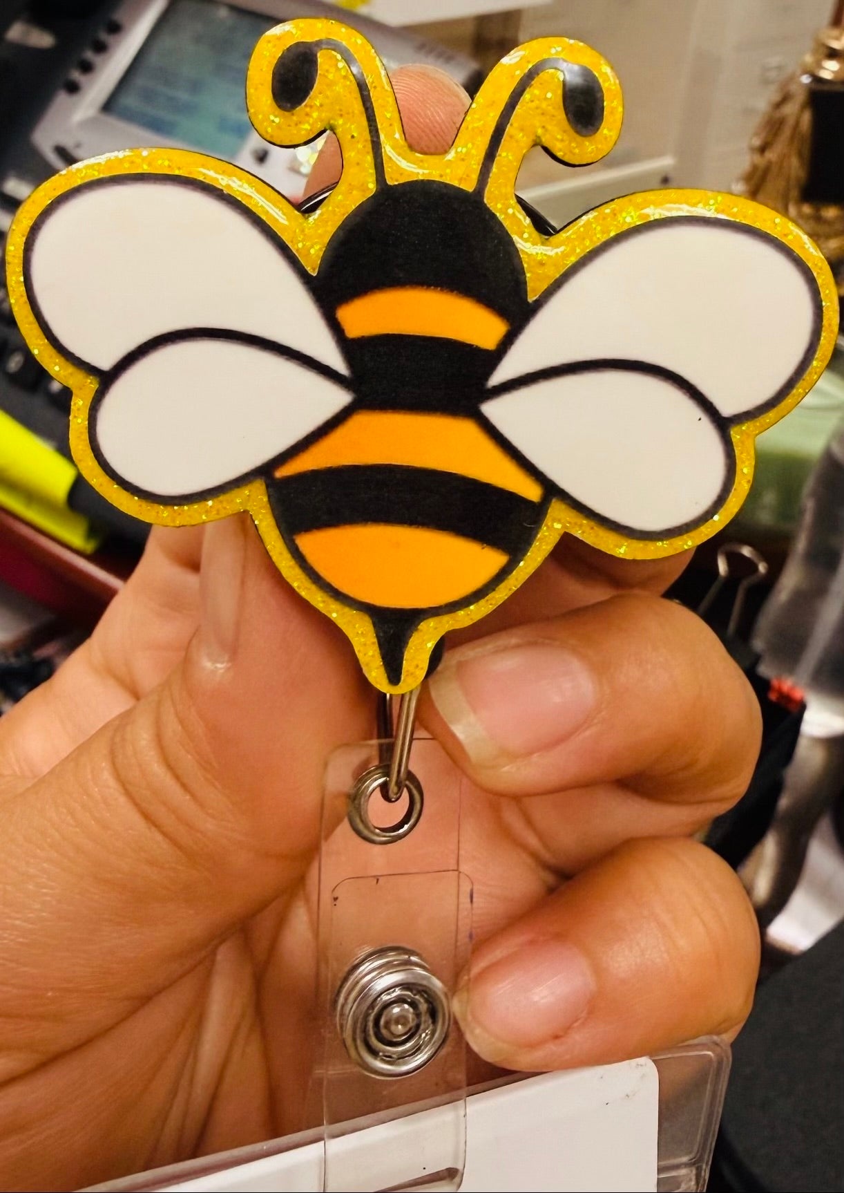 Glitter bee-badge reel & topper